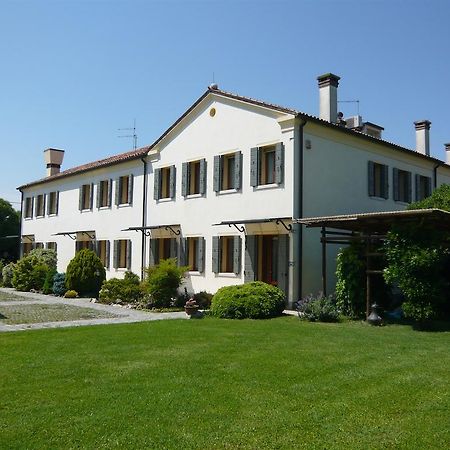 Residenza Serena Мирано Номер фото