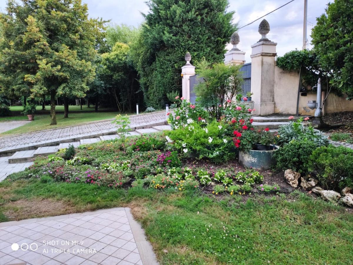 Residenza Serena Мирано Экстерьер фото