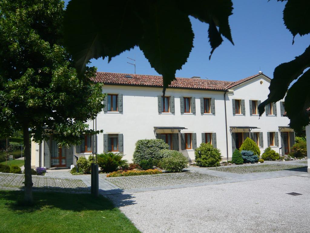 Residenza Serena Мирано Экстерьер фото